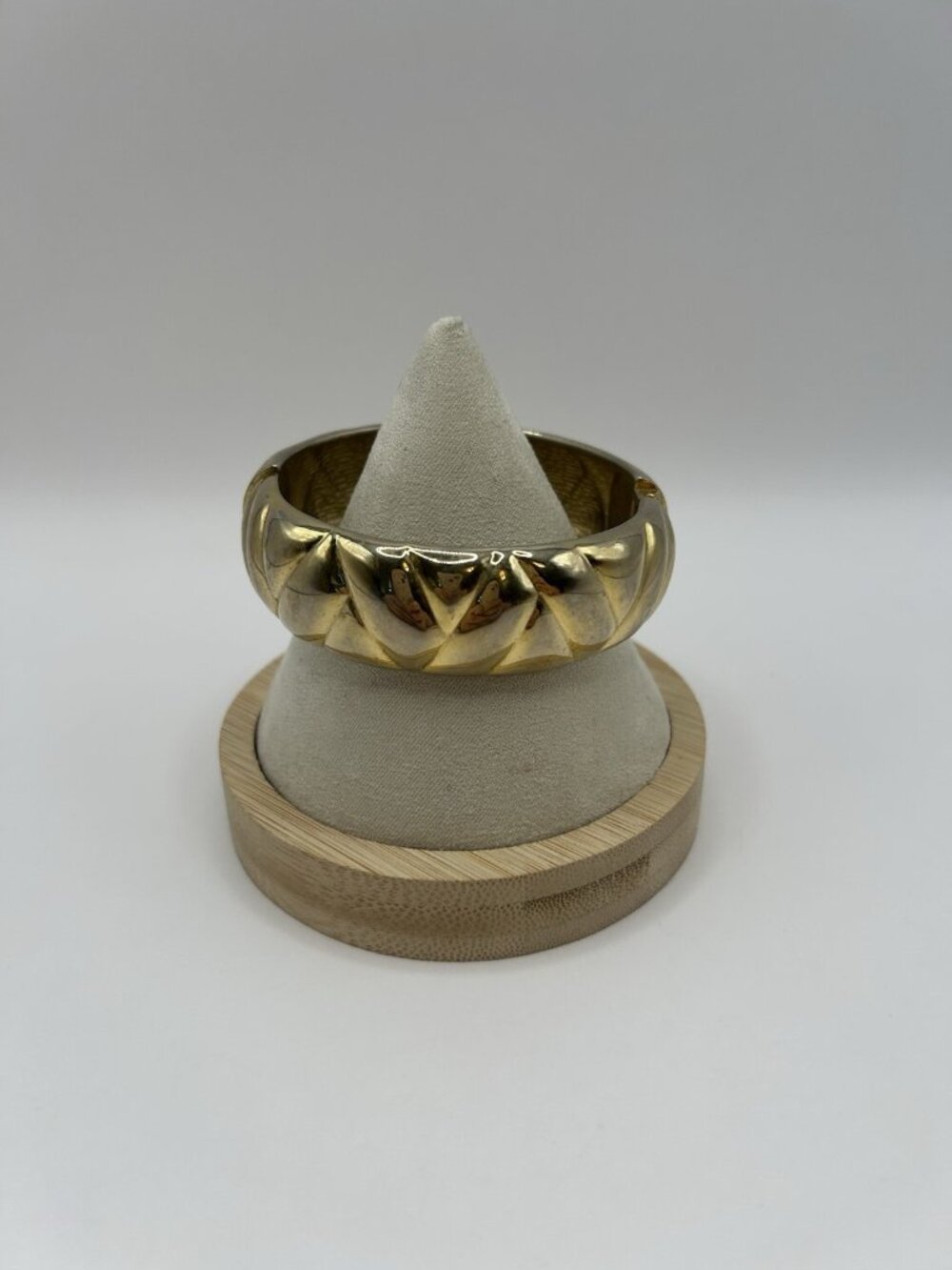 Vintage Gold Tone Hinged Bangle Bracelet Chunky Sculpted Runway Statement